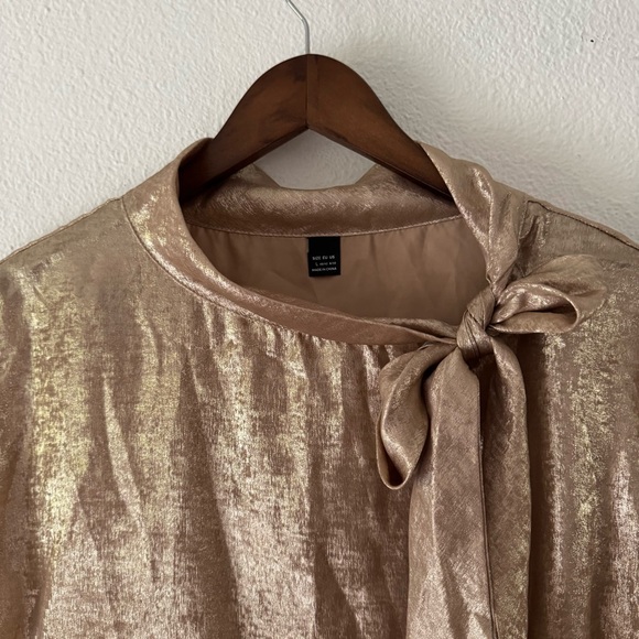 Metallic Gold Tie Neck Blouse Large 8/10 Statement Elegant Holiday Party Layer - Picture 4 of 12
